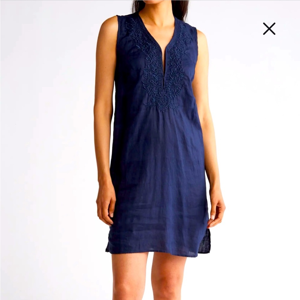 CHELSEA & THEODORE 100% LINEN DRESS